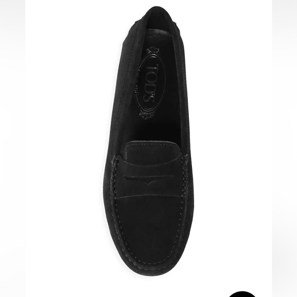 Tod's Shoes Nwot Tods Gommino Driving Shoes In Suede 65 Poshmark